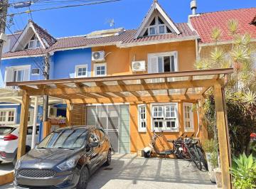 Casa · 243m² · 3 Quartos · 2 Vagas · Casa em Condomínio em Guarujá