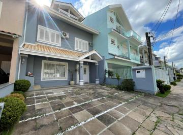 Casa · 140m² · 3 Quartos · 2 Vagas · Sobrado em Condomínio Fechado – Jardins do Prado 3 dormitórios sendo 1 suíte, 2 vagas