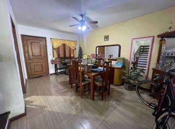 Casa · 257m² · 3 Quartos · 2 Vagas · **Casa Residencial à Venda em Porto Alegre, Rio Grande do Sul**