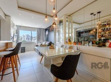 Apartamento · 67m² · 2 Quartos · 1 Vaga · Apartamento 68 m² mobiliado, 2 dormitórios, sendo 1 suíte e 1 vaga.