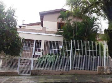 Casa · 331m² · 3 Quartos · 4 Vagas · Casa de 3 dormitórios no bairro Sarandi