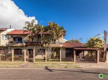 Casa · 394m² · 4 Quartos · 3 Vagas · Sobrado para Venda - 335m², 4 dormitórios, sendo 2 suites, 3 vagas - Petrópolis