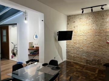 Apartamento · 61m² · 2 Quartos · Apartamento em Centro Histórico