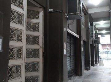 Comercial · 61m² · Sala Comercial em Centro Histórico