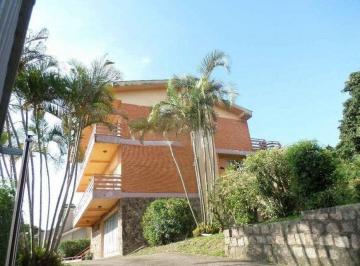 Casa · 400m² · 4 Quartos · 5 Vagas · residência com vista panorâmica espetacular para o Guaíba em todos os cômodos da casa, hall de entra