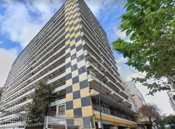 Comercial · 12m² · Ótimo box de garagem no Centro Histórico próximo a rua Caldas Junior.