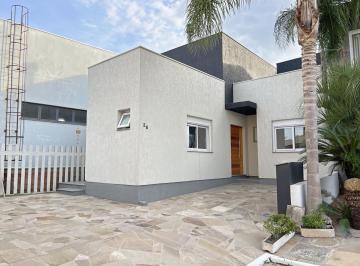 Casa · 198m² · 3 Quartos · 3 Vagas · Casa em condomínio Fechado