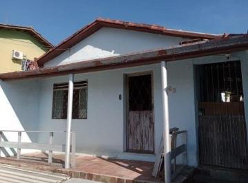 Casa · 165m² · 2 Quartos · Casa em Porto Alegre, no bairro Passo das Pedras, com 2 dormitório(s), e 2 banheiros, à venda.