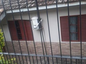 Casa · 80m² · 2 Quartos · 2 Vagas · Casa para Venda - 80m², 2 dormitórios, 2 vagas - Jardim Carvalho