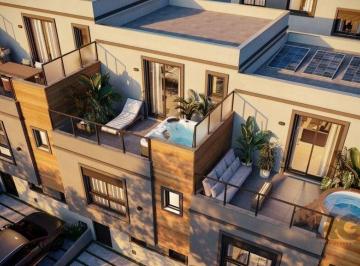 Casa · 173m² · 4 Quartos · 2 Vagas · Casa em Condomínio em Teresópolis