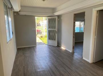 Casa · 106m² · 2 Quartos · 1 Vaga · Casa de 2 dormitórios no bairro Santa Tereza