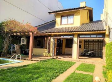 Casa · 325m² · 3 Quartos · 4 Vagas · Casa para Venda - 219m², 3 dormitórios, sendo 1 suites, 4 vagas - Menino Deus