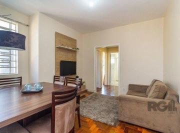 Apartamento · 68m² · 3 Quartos · Excelente apartamento de 68m² com 03 dormitórios.