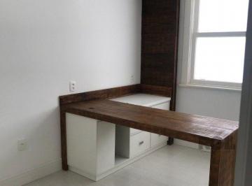 Comercial · 47m² · Sala comercial de 48m² no Centro Histórico