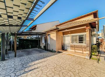 Casa · 180m² · 5 Quartos · 2 Vagas · Casa térrea no bairro Hípica, com 5 dormitório(s), e 5 banheiros, à venda.