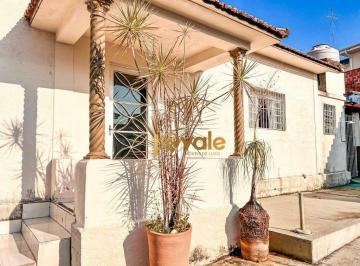 Casa · 237m² · 3 Quartos · 6 Vagas · Casa em Jardim Bela Vista, Jacareí/SP de 237m² 3 quartos à venda por R$ 480.000,00