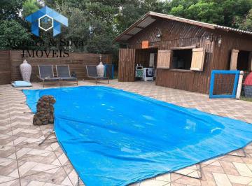Casa · 553m² · 2 Quartos · Chalé, Galpão Rustico e Piscina, cond. Pomar da Lagoa!