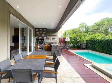 Casa de 4 quartos, Santana de Parnaíba · Venda imóvel no Burle Marx