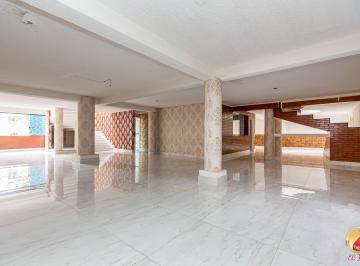 Comercial de 7 quartos, Curitiba · Casa Comercial à venda 829 metros quadrados 7 salas em Bacacheri - Curitiba - PR