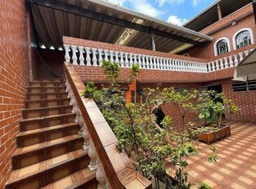 98d39eebc14b35ea6632b3b7fb558ec9ab7d45e8 · Casa com 3 dormitórios à venda, 257 m² por R$ 960.000,00 - Vila Scarpelli - Santo André/SP