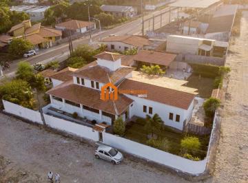 Casa · 200m² · 7 Quartos · 6 Vagas · Casa à venda no Icaraí