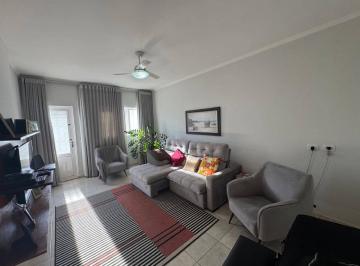 Casa · 180m² · 3 Quartos · 3 Vagas · Casa no bairro Florindo Caetano
