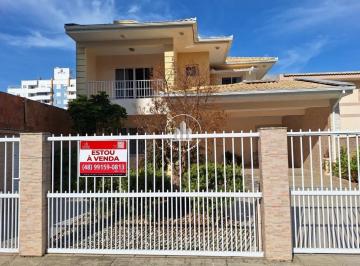 Casa · 262m² · 4 Quartos · 4 Vagas · Casa 4 Quartos com 1 Suíte e 262m² - Barreiros