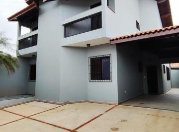 Casa de 4 quartos, Peruíbe · Sobrado com 4 suítes á venda em Peruibe