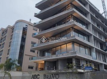 712211_iYCa8WiLE_71221168288d4755741.jpg · Apartamento frente mar à venda no Ed. Bravo em Itajaí com 330m