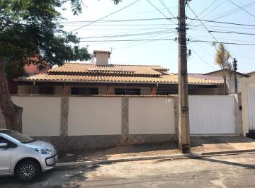 Foto 01 · Casa, Jardim Aeroporto, Alfenas, MG