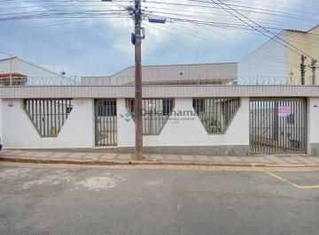 Foto 01 · Casa, Centro, Alfenas, MG