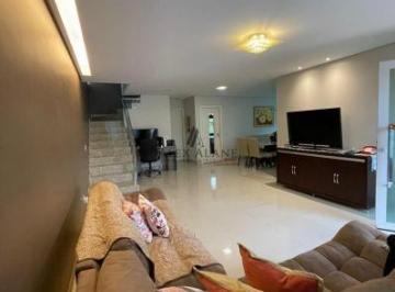 Casa de 5 quartos, Vicente Pires · EXCELENTE CASA EM VICENTE PIRES COM 5 QUARTOS! ACEITA IMÓVEL DE MENOR VALOR!