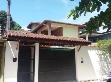 64bbc7c5165d79238b9a9b8a6a5f406bdf0633ed · Casa com 4 dormitórios à venda, 250 m² por R$ 1.600.000,00 - Centro - Ubatuba/SP