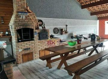 859b8812558bce079b50cf5de7fbc983b2a6ee35 · Casa com 6 dormitórios à venda por R$ 950.000 - Jardim Santa Teresa - Taubaté/SP