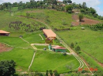 2b8a0f9c39f45d7c52217f9a330287814c4b490b · Chácara com 1 dormitório à venda, 30000 m² por R$ 1.643.000,00 - Chacara Santa Branca - Santa Branca