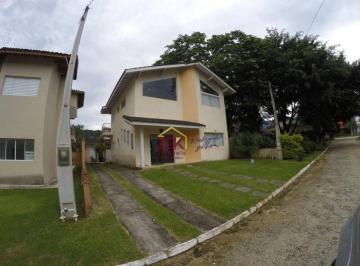 8b1a69fe54e111bd23593e588f45a39929622cb8 · Lindo sobrado em condomínio a venda em Ubatuba
