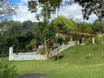 62123e6a3ee257621c4080f1201c88b3d89575a7 · Sítio com 4 dormitórios à venda, 54000 m² por R$ 1.300.000 - Zona Rural - Monteiro Lobato/SP
