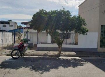 12bead82491d9aa8ac7c055cb682ab8306190ba3 · Casa com 4 dormitórios à venda, 127 m² por R$ 960.000 - Centro - São José dos Campos/SP