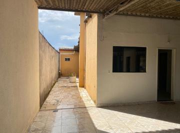 Casa de 3 quartos, Recanto das Emas · Casa 3 Quartos com casa de fundo