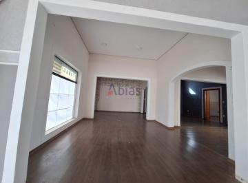 Comercial · 500m² · Ponto Comercial em Centro - São Carlos