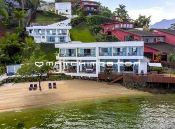 Casa · 890m² · 10 Quartos · 4 Vagas · Casa à venda com praia privativa em Angra