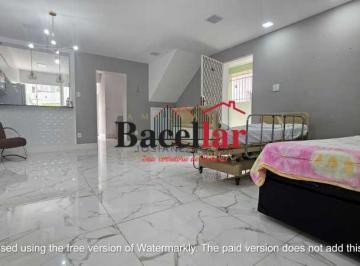 Casa · 273m² · 5 Quartos · 4 Vagas · Casa com 5 Quartos e 6 banheiros à Venda no Grajaú!!! Próximo a Praça Edmundo Re