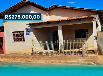 Casa · 120m² · 3 Quartos · Casa Padrão em Dores do Indaiá
