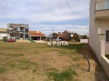 18b94d2bf68d84027beef33eea6fe870dade783d · Terreno plano, amplo com 511m² em condomínio fechado