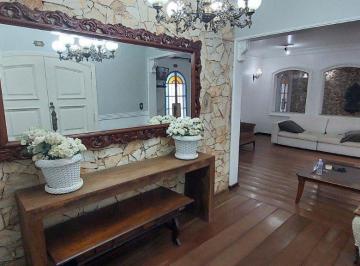Casa · 360m² · 3 Quartos · 2 Vagas · Sobrado à venda e aluguel no Jardim Santa Rosália
