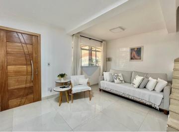 Casa · 140m² · 3 Quartos · 3 Vagas · **Ótimo Sobrado para venda em Vila Cruz das Almas, SP!**