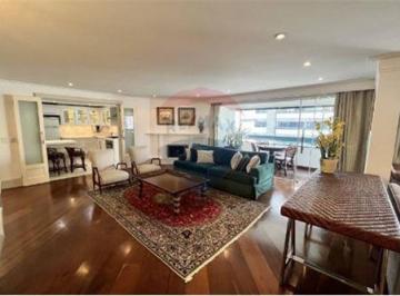 Apartamento · 147m² · 4 Quartos · 2 Vagas · Apartamento Mobiliado em Moema: Oportunidade de Viver com Conforto e Elegância!