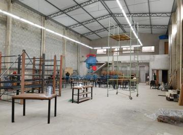 Comercial · 525m² · 5 Vagas · Galpão à venda e para alugar em Campinas, Taquaral, com 525 m²