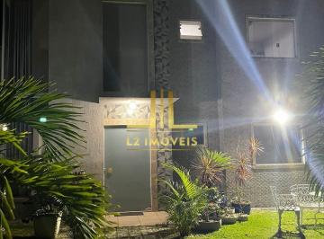Casa · 198m² · 4 Quartos · 4 Vagas · CASA - 4 QUARTOS SENDO 1 SUÍTE - ABRANTES