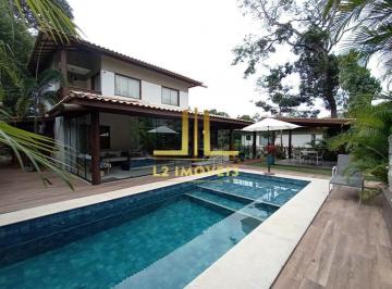 Casa · 365m² · 4 Quartos · 3 Vagas · Casa 4 suítes de Alto Luxo no Alto da Constância em Praia do Forte R$ 2.800.000,00